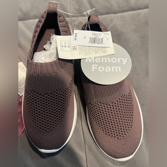 GAP toddler shoes size 9 - Picture 10 of 11